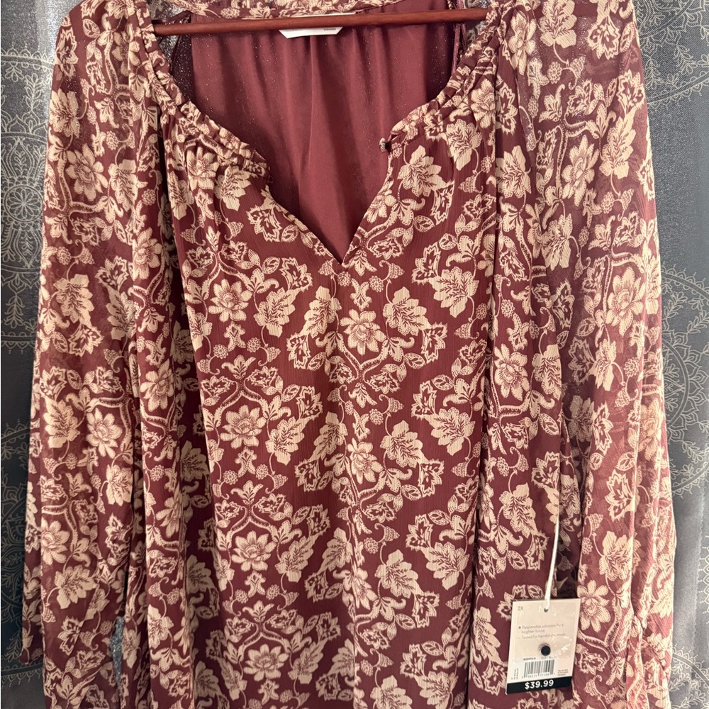 LC Lauren Conrad Burgundy and Cream Floral Tunic Top